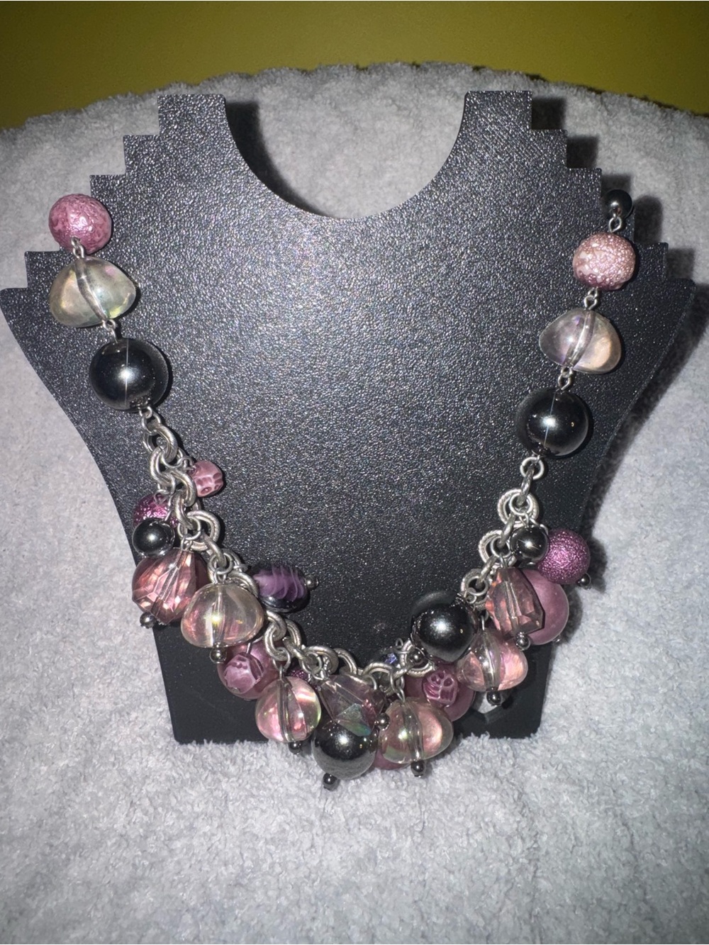 Chico's Purple, Clear, Black & Gun Metal Beaded Charm Necklace NWOT - Picture 7 of 9